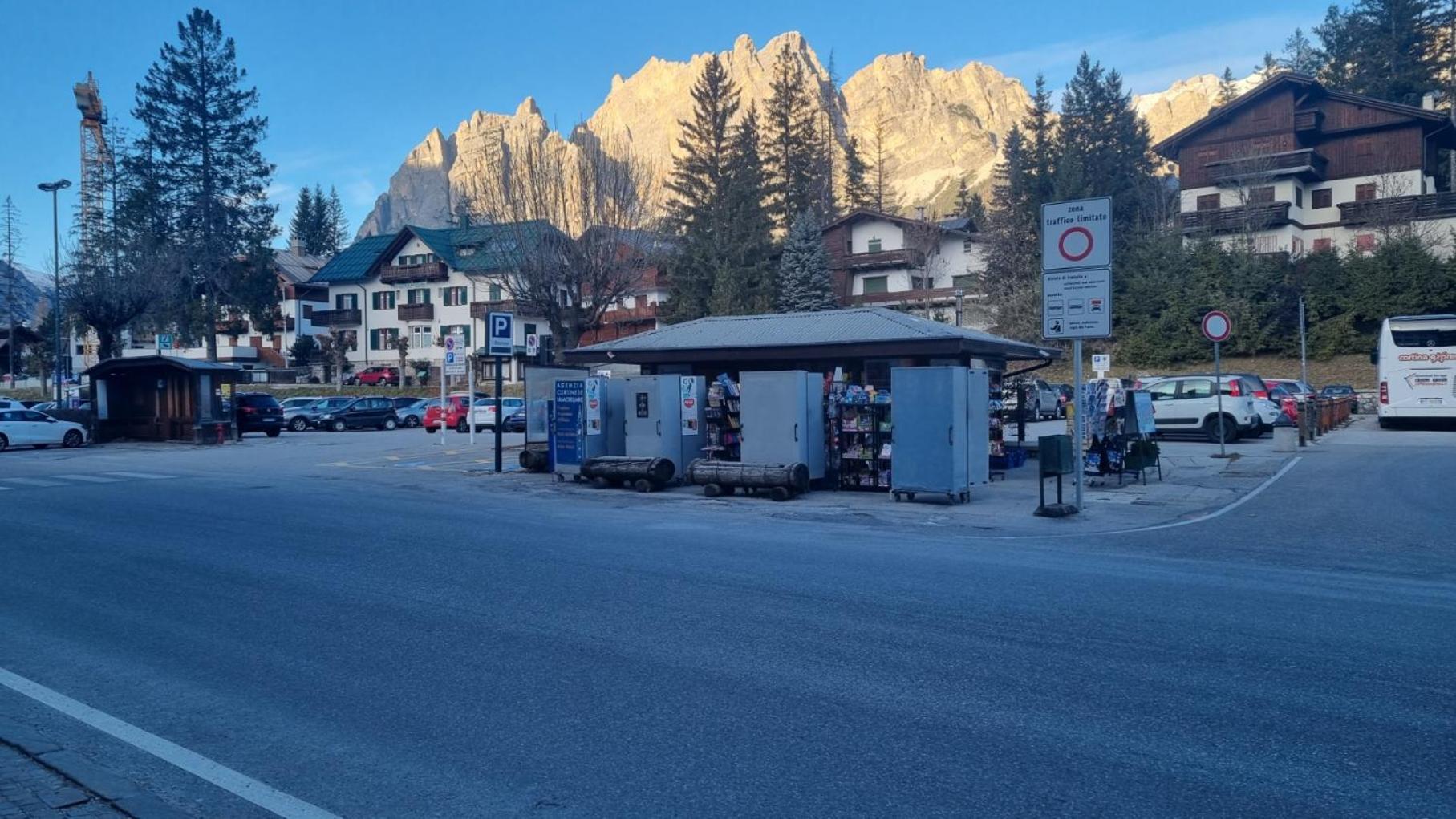 Studio Apartment Ariston In Centro A Cortina Cortina d'Ampezzo Exterior photo